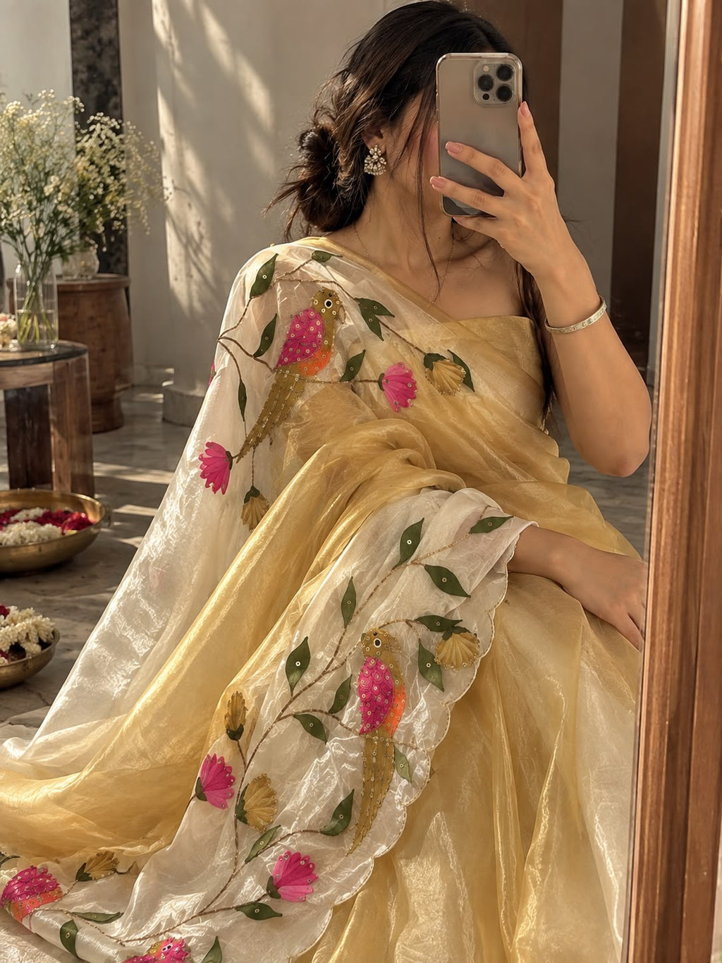 RIVA : DESIGNER GOLD CRUSH PEDING HANDWORK SAREE