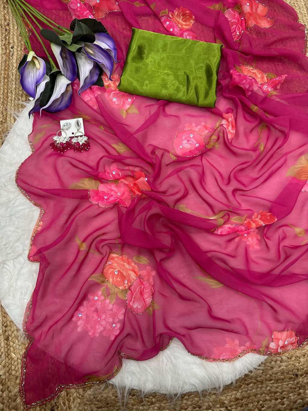 NIYANTA : FLOWER PRINTED GEORGETTE HANDWORK SAREE WITH CONRTASS BLOUSE